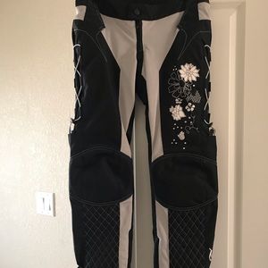 Scorpion Women's Savannah Pants